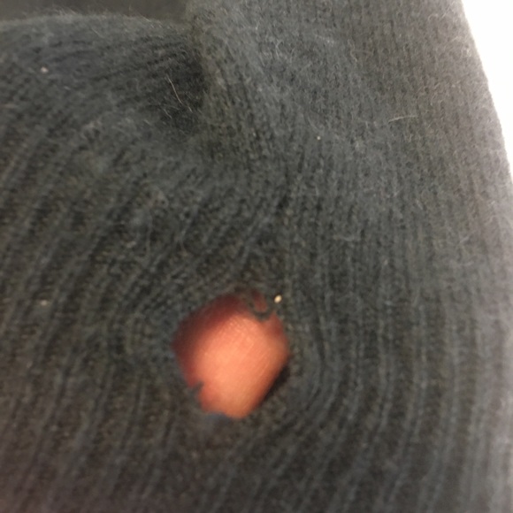 100%Cashmere Sweater😍 - Picture 9 of 10